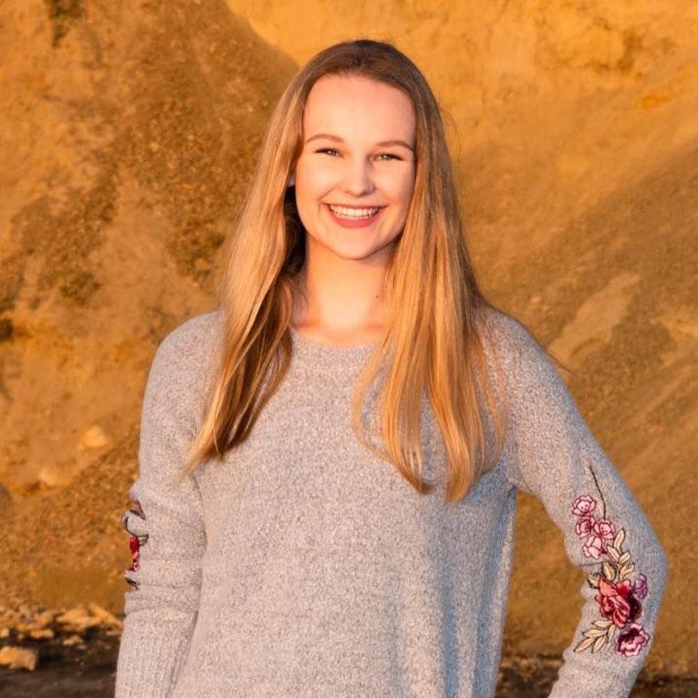 Meet your Posher, Stephanie